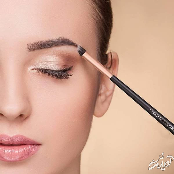 آرایش ابرو با ریمل ابرو آرایش ابرو با ریمل ابرو